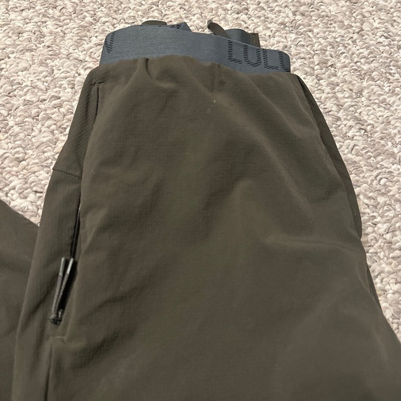 Joggers - Picture 1 of 4